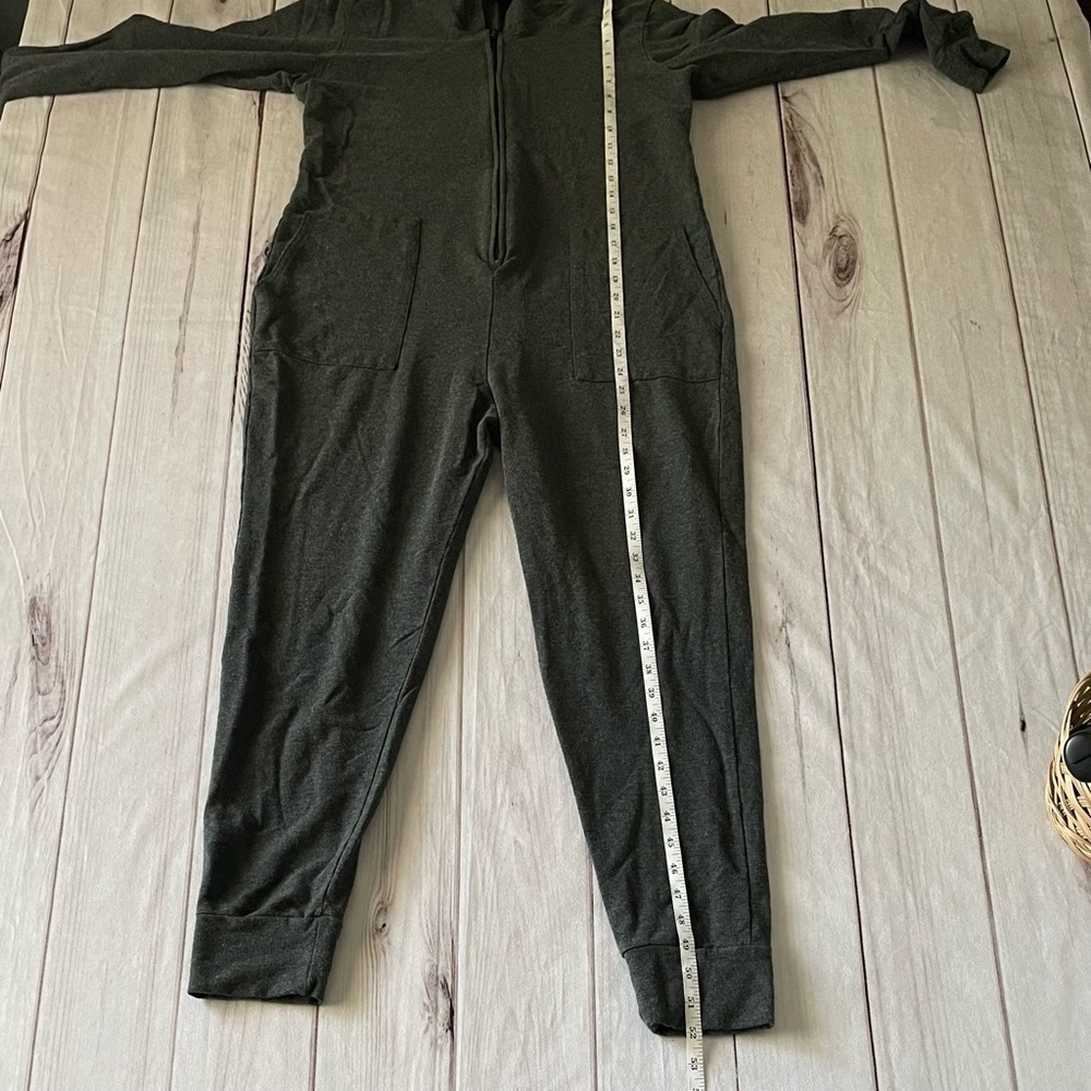 Smash + Tess Long Sleeve Hooded Jumpsuit Women’s M Charcoal Gray Zip Super Soft - Picture 13 of 15